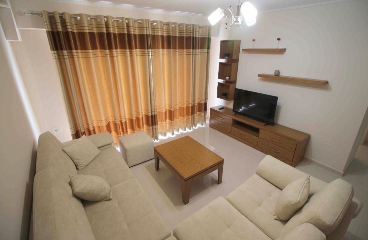 Ersid Apartaments In The Centre Sarandë Exteriör bild
