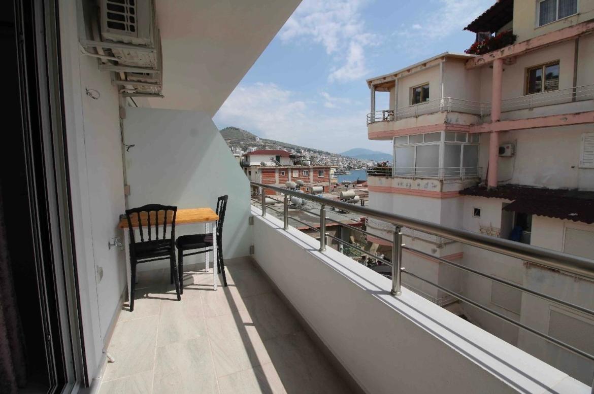 Ersid Apartaments In The Centre Sarandë Exteriör bild